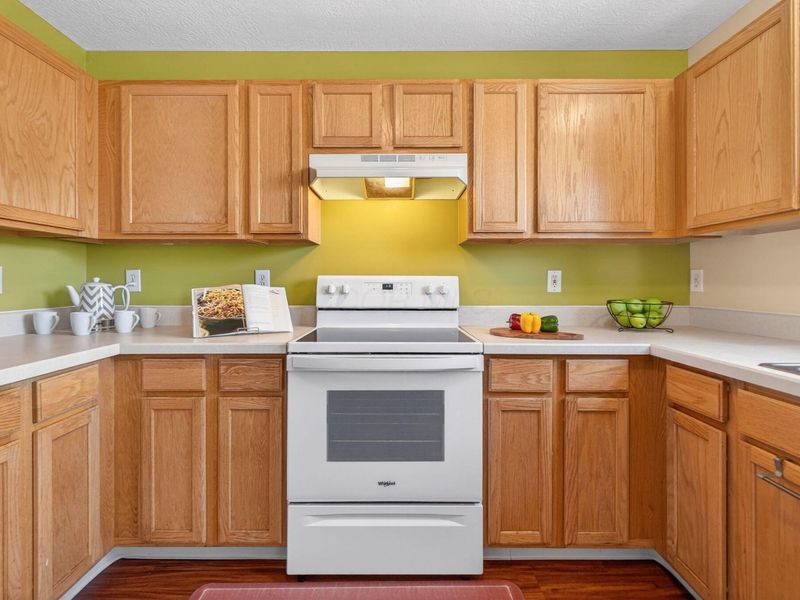 2837 Zach Drive, Columbus, OH 43219 Photo 13