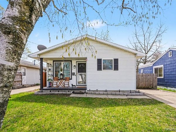 1511 Osborn Street , Saginaw, MI 48602