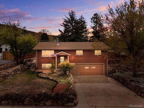 570 Vista Drive , Castle Rock, CO 80104