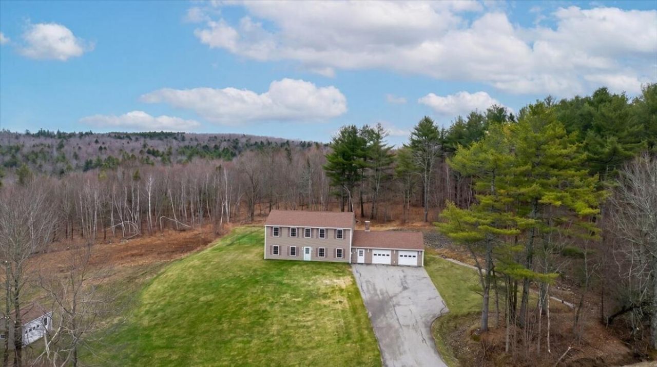 246 Carrs Corner Road, Palermo, ME 04354 Main Photo