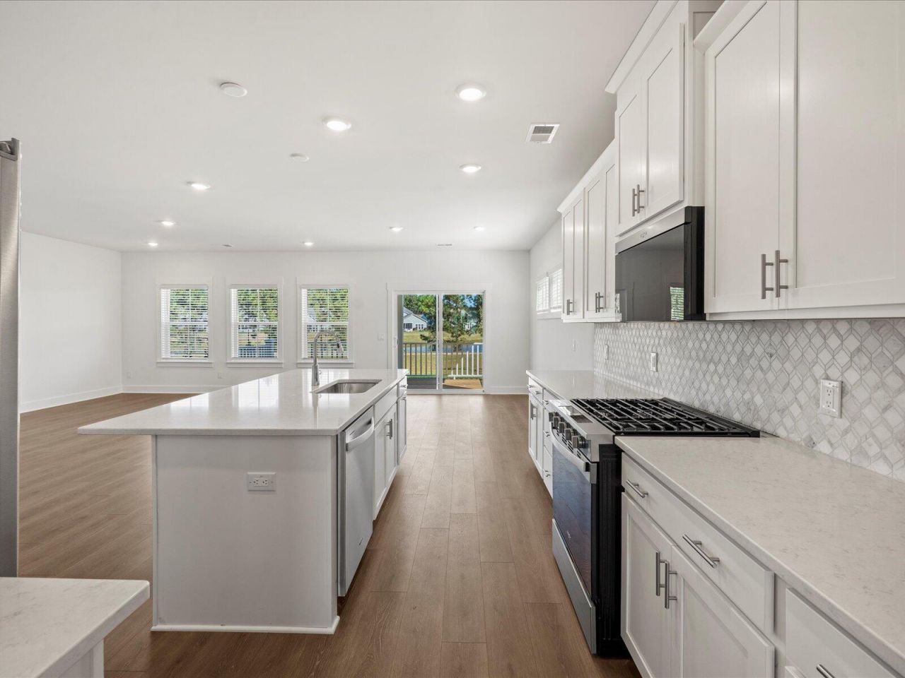 353 Calm Water Way Photo 12