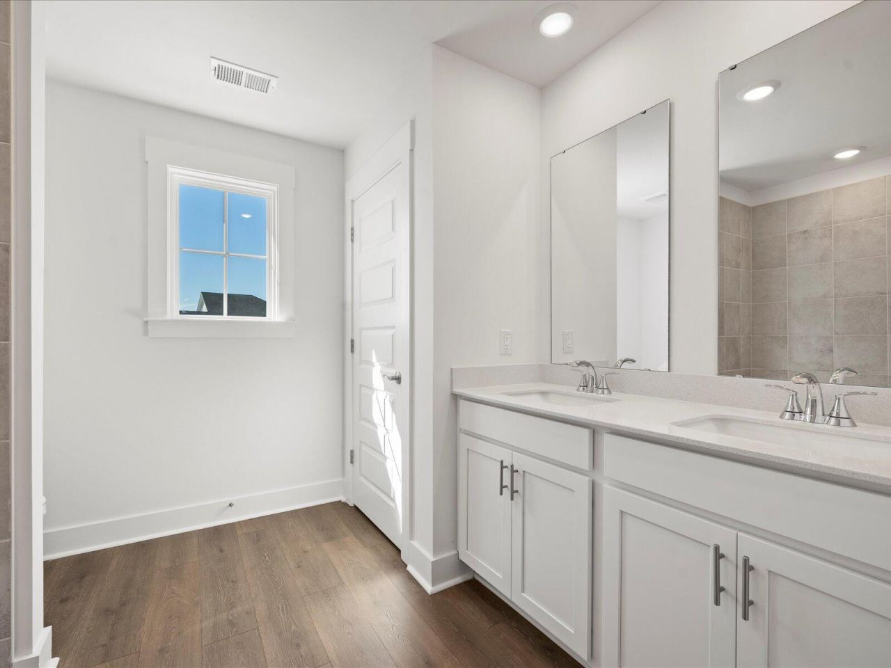 353 Calm Water Way Photo 23