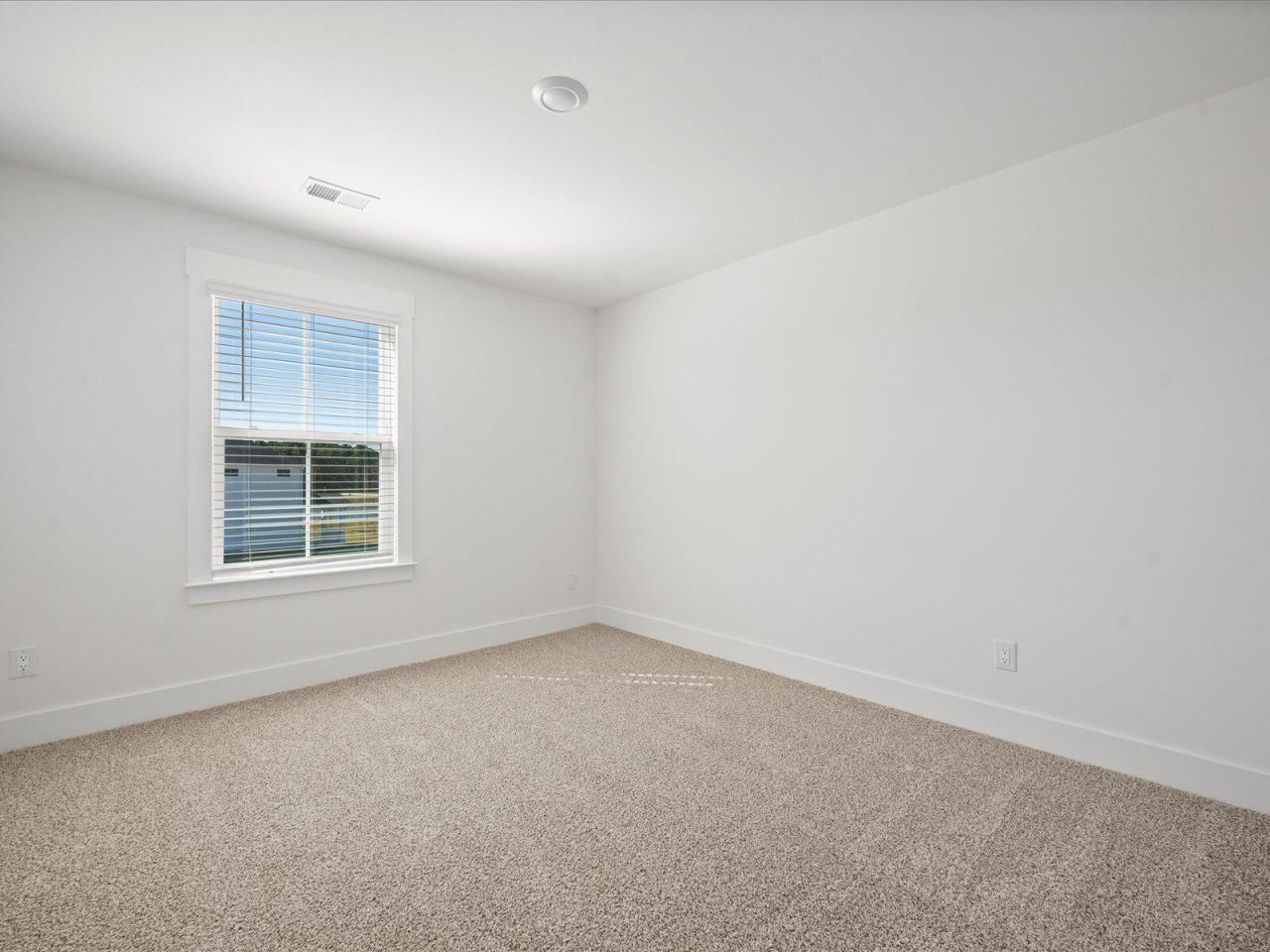 353 Calm Water Way Photo 28