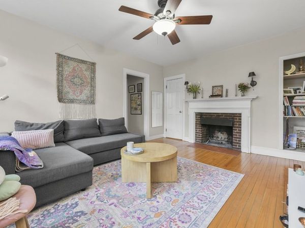 21 Chauncy St, Unit 7, Cambridge, MA 02138