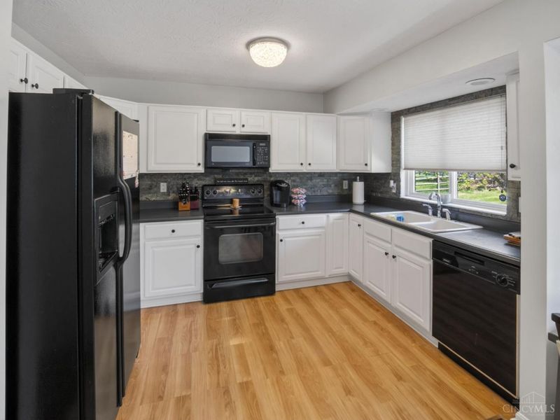 1195 Parkside Drive, Union Twp, OH 45103 Photo 11