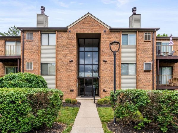 5975 Meadow Creek Drive, Unit 12, Miami Twp, OH 45150