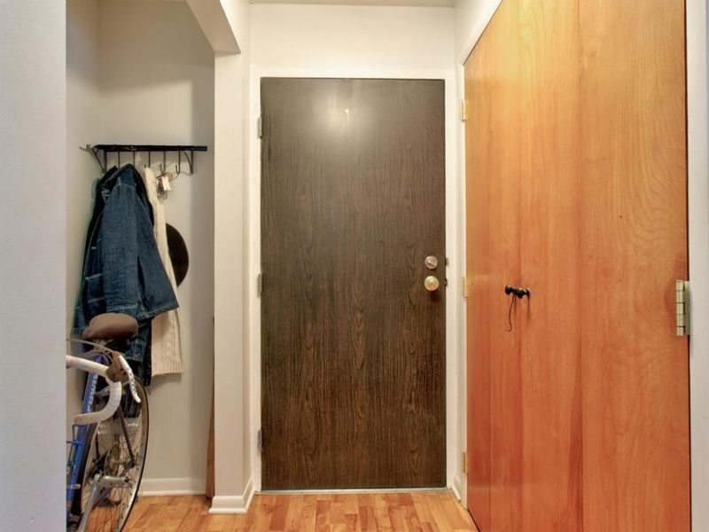 5975 Meadow Creek Drive, Unit 12, Miami Twp, OH 45150 Photo 2