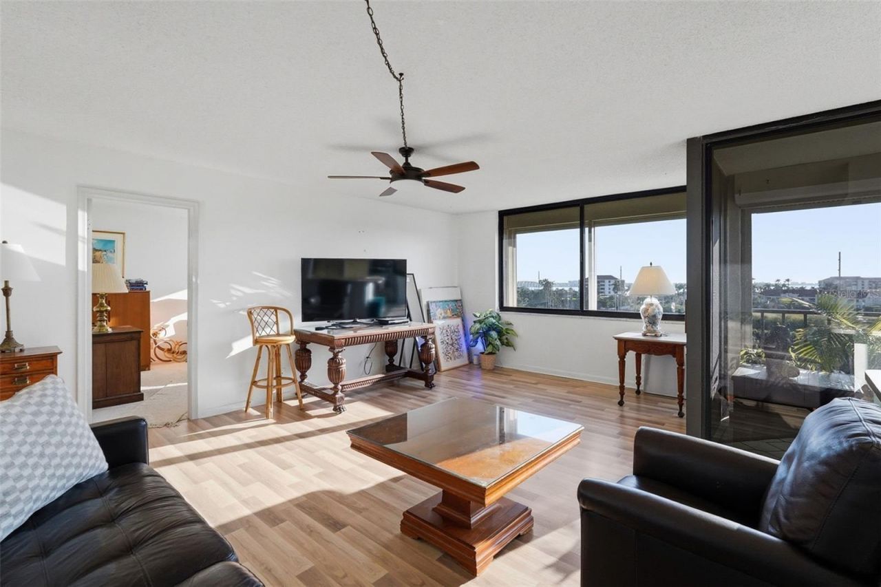 6269 Palma Del Mar Boulevard S, Unit 608, Saint Petersburg, FL 33715 Photo
