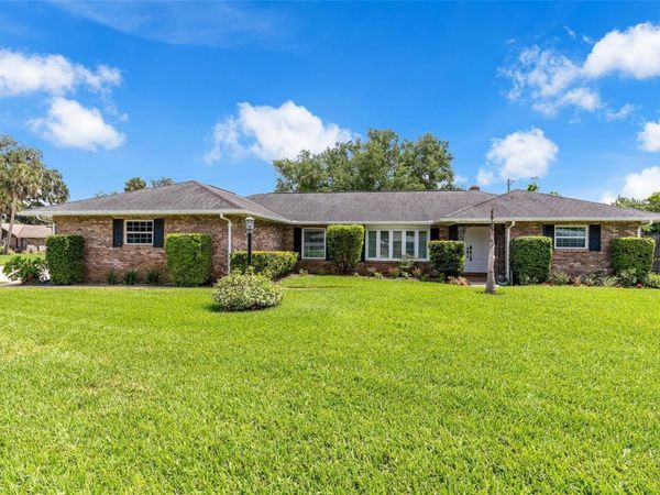 801 PALM GROVE COURT , DAYTONA BEACH, FL 32119