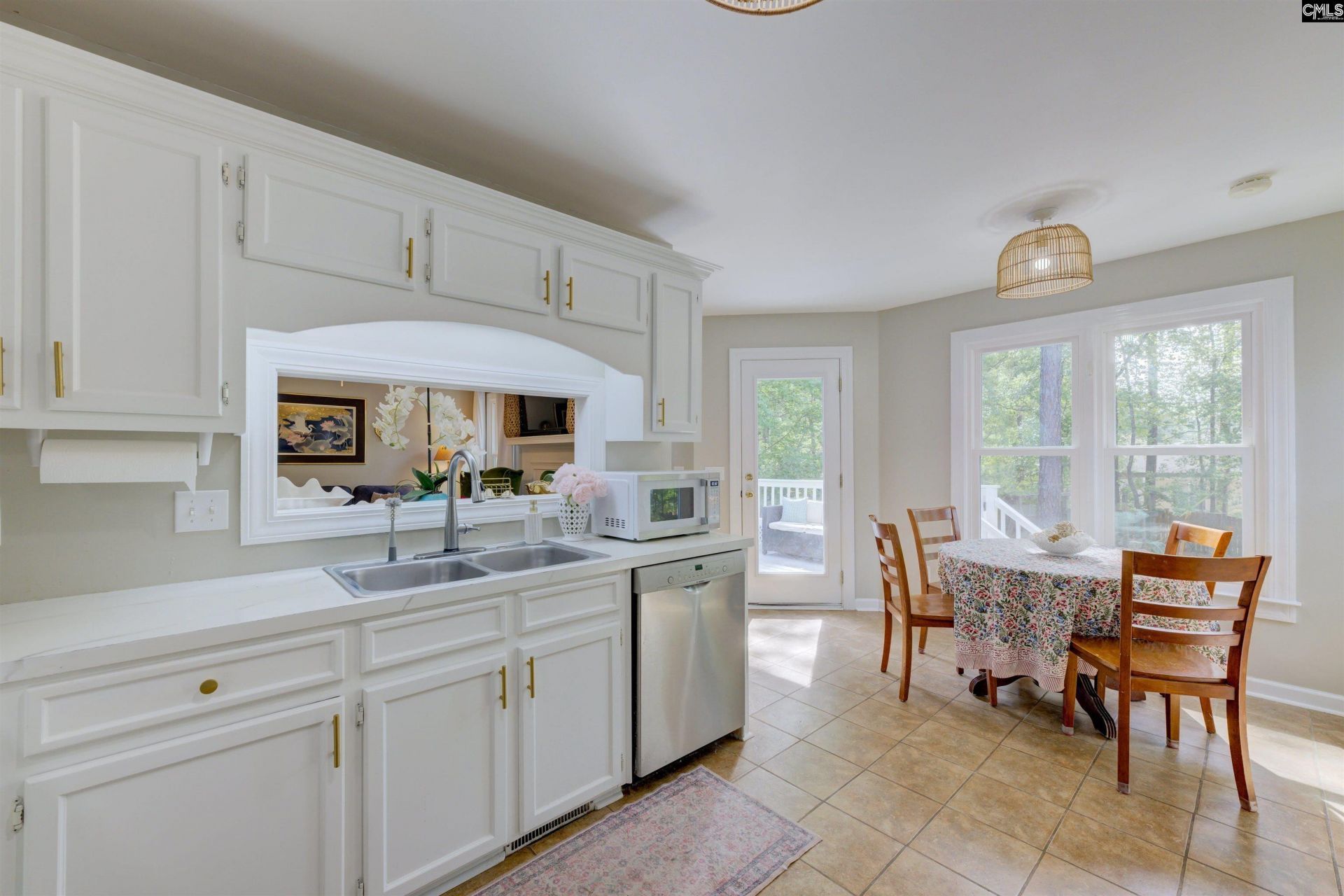 146 Brook Hollow Drive  Photo 15
