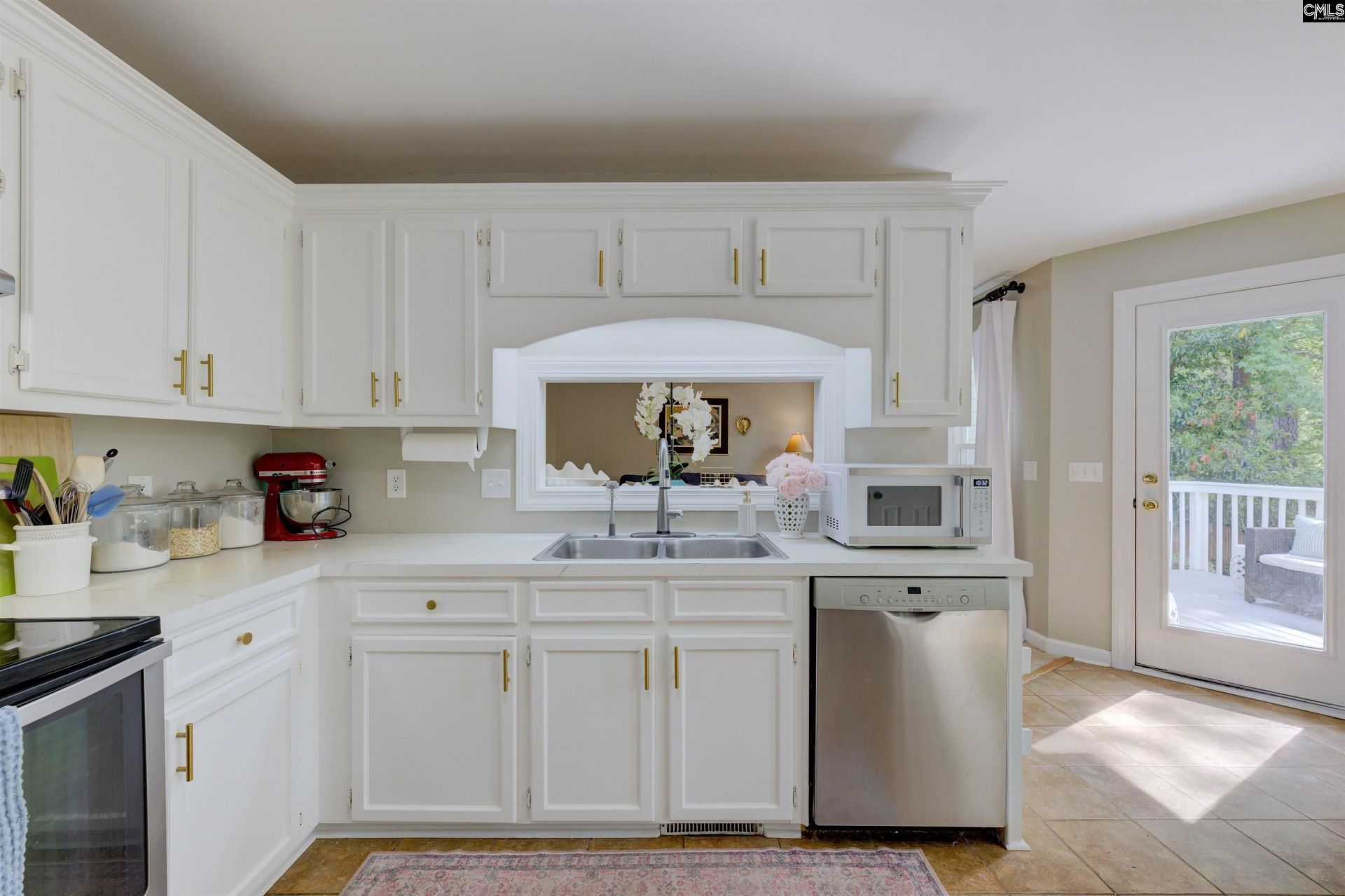 146 Brook Hollow Drive  Photo 18