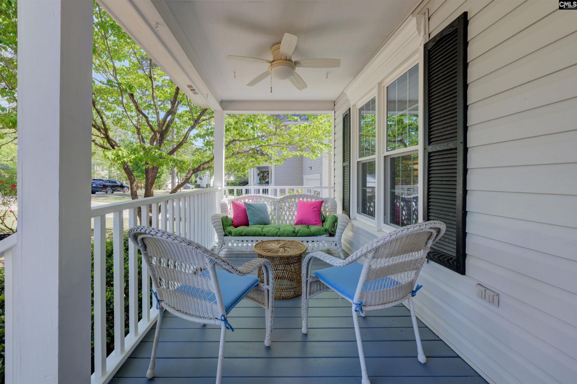 146 Brook Hollow Drive  Photo 4