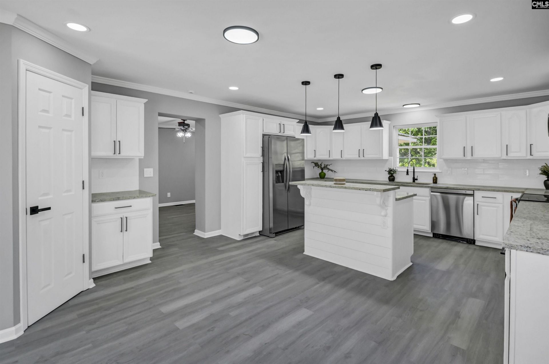 613 Arabian Drive Photo 6