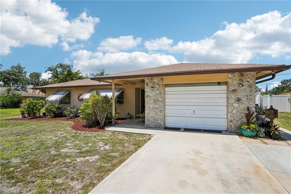 27968 Temple Terrace Dr , Bonita Springs, FL 34135 Photo