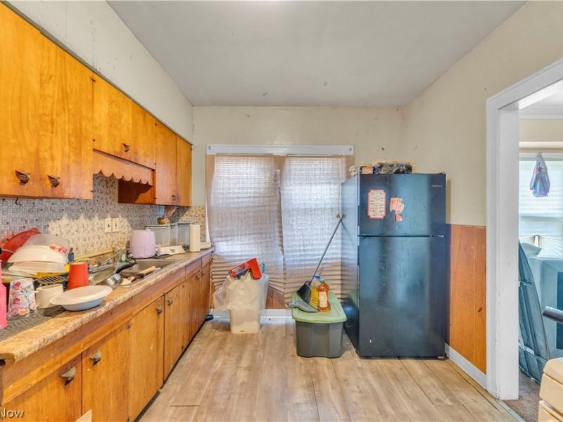 15816 Grovewood Avenue, Cleveland, OH 44110 Photo 33