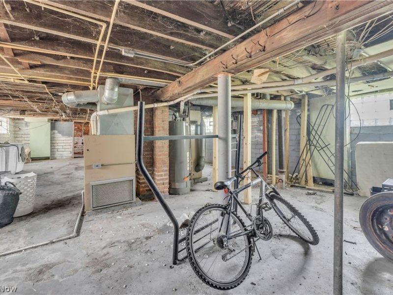 15816 Grovewood Avenue, Cleveland, OH 44110 Photo 38