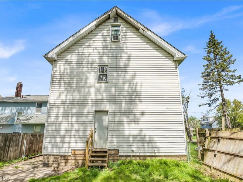 15816 Grovewood Avenue, Cleveland, OH 44110 Photo 43