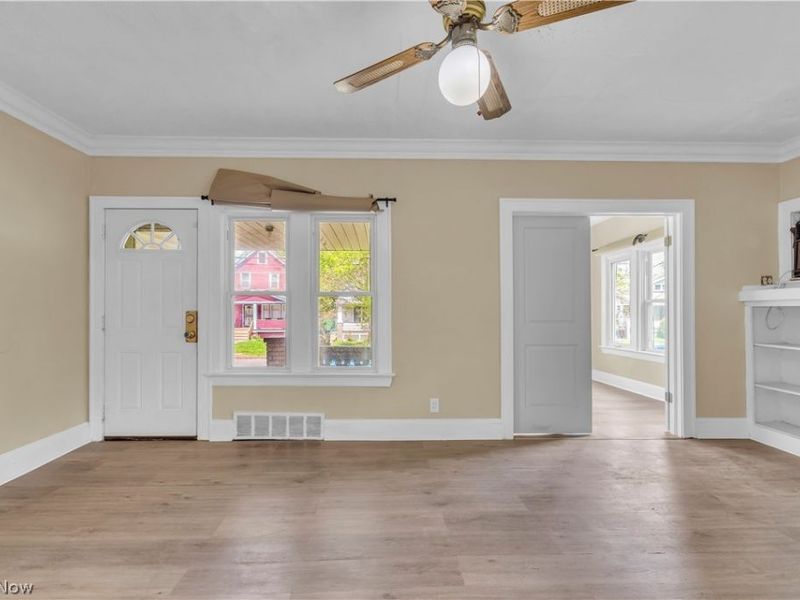 15816 Grovewood Avenue, Cleveland, OH 44110 Photo 8