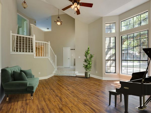 3944 Kristencreek LN, Round Rock, TX 78681