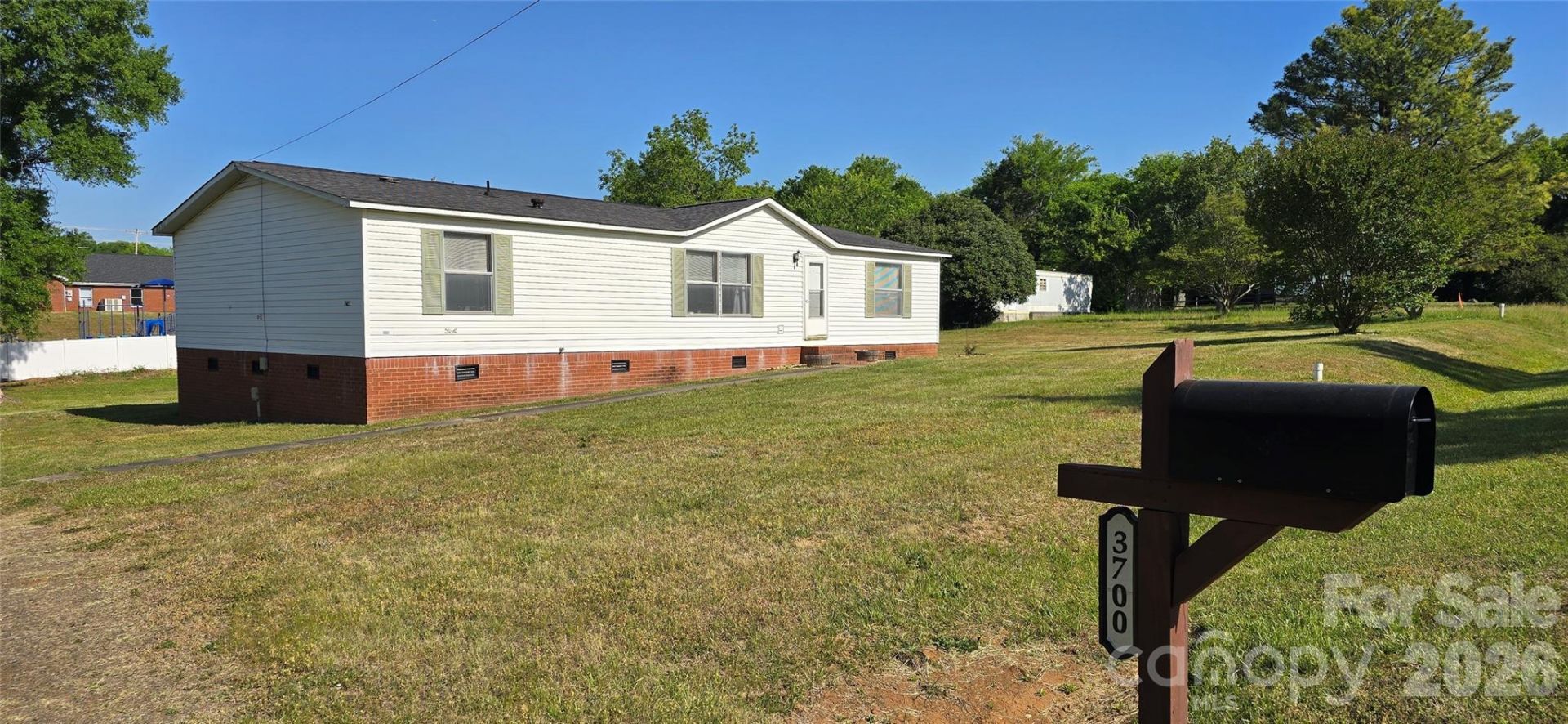 3700 Marlboro Drive Sw, Concord, NC 28027 Main Photo