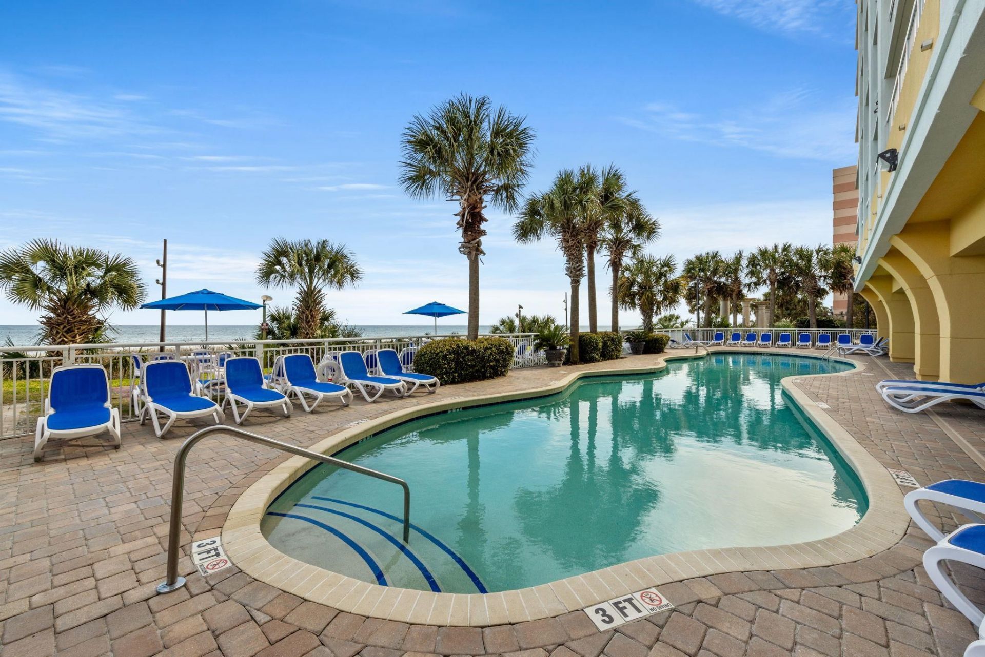 2000 N Ocean Blvd. Photo 24