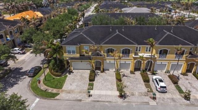 6109 NW Kendra Lane, Port Saint Lucie, FL 34983 Photo