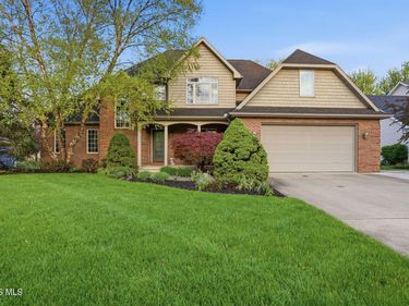 736 Parkview Drive, Findlay, OH 45840