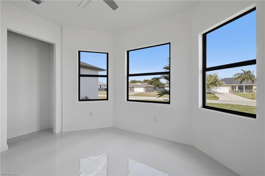 602 NW 25th Ter, Cape Coral, FL 33993 Photo
