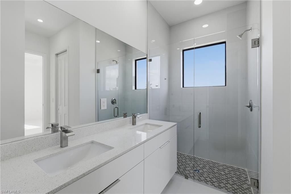602 NW 25th Ter, Cape Coral, FL 33993 Photo