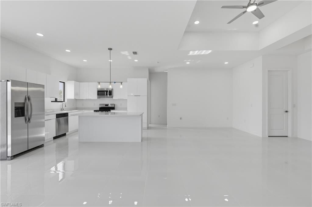 602 NW 25th Ter, Cape Coral, FL 33993 Photo