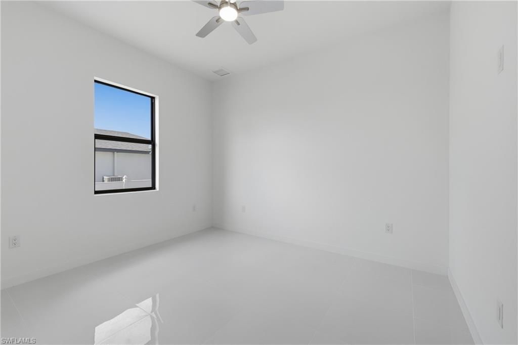 602 NW 25th Ter, Cape Coral, FL 33993 Photo