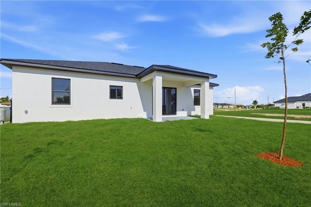 602 NW 25th Ter, Cape Coral, FL 33993 Photo