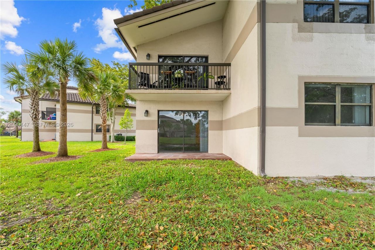 9821 Nob Hill Ct, Unit 9821, Sunrise, FL 33351 Photo