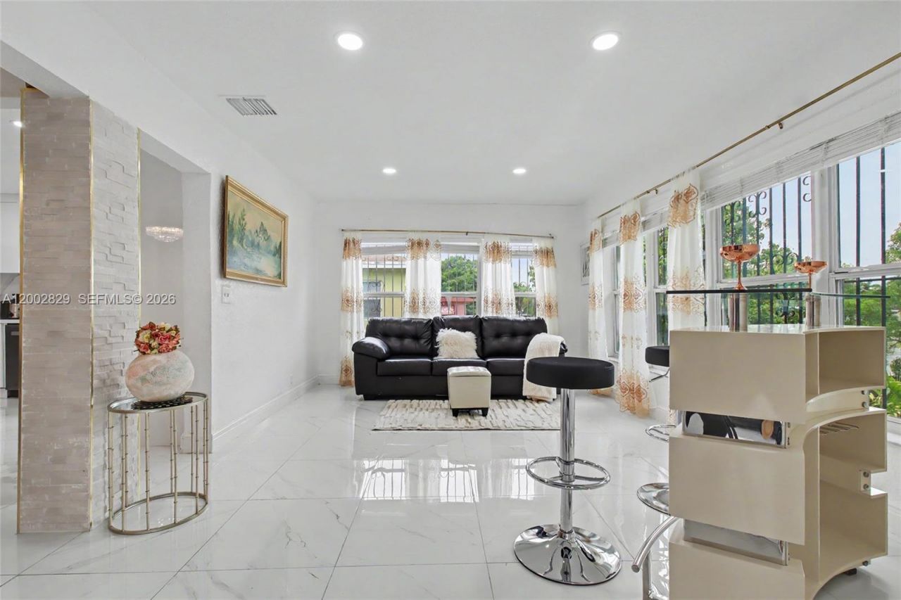 2145 NW 133rd St, Unit 2145, Miami, FL 33167 Photo