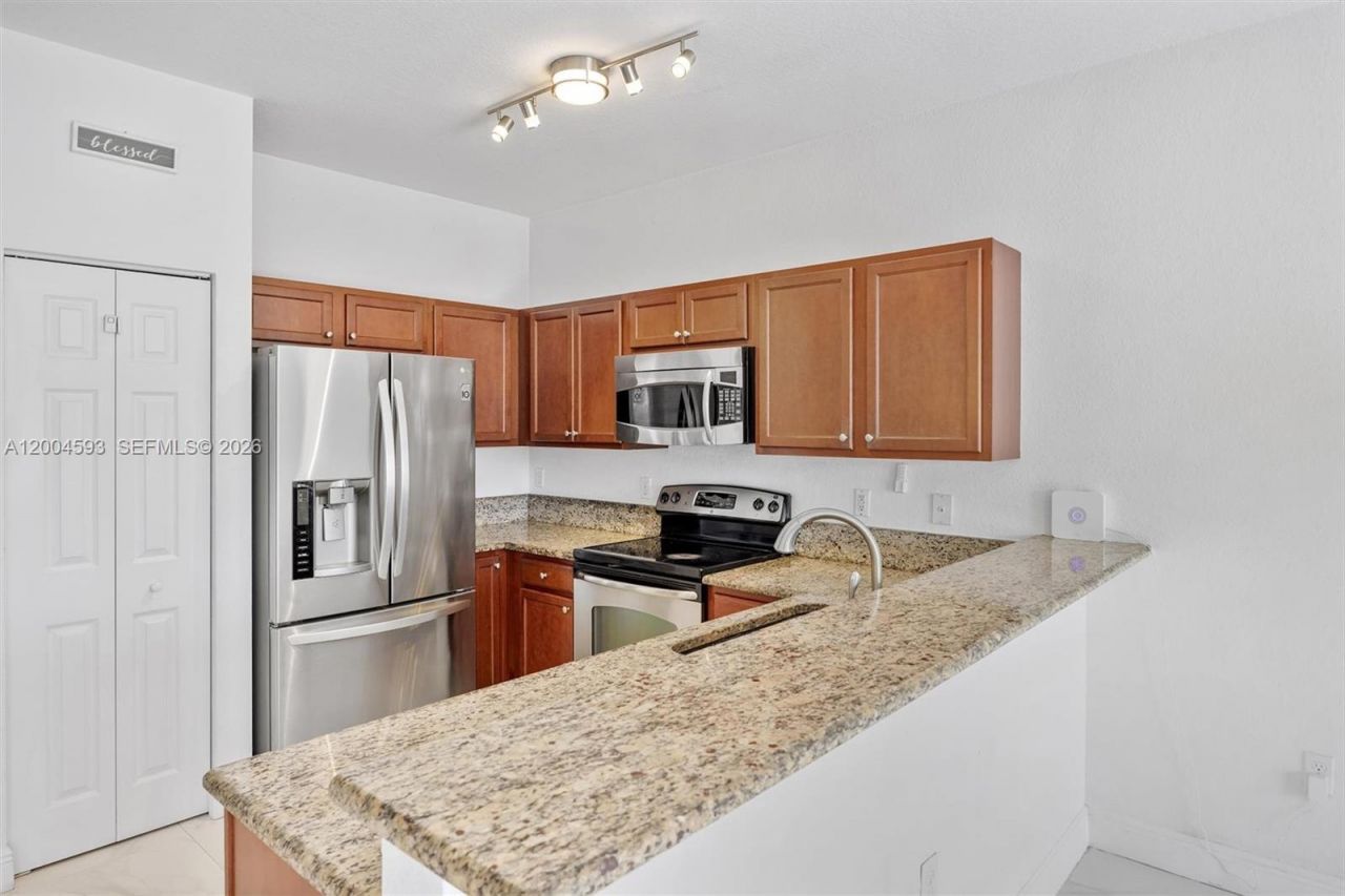 3728 NE 3rd Ct , Homestead, FL 33033 Photo