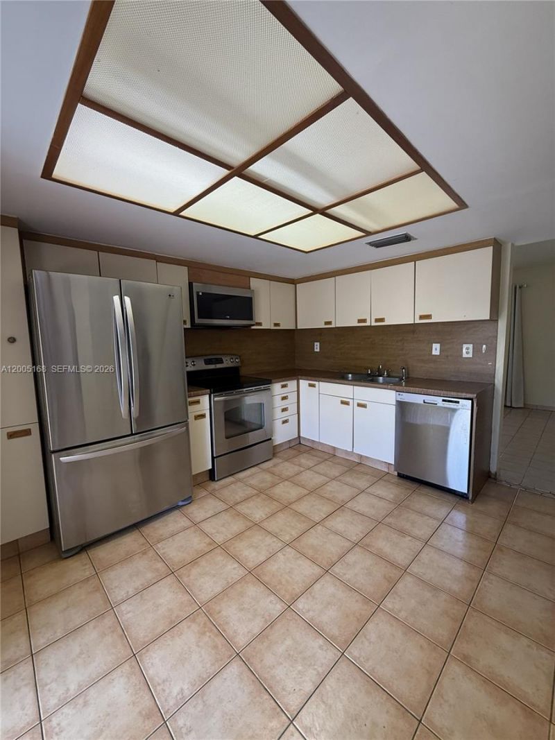 12345 SW 94th Ter, Miami, FL 33186 Photo