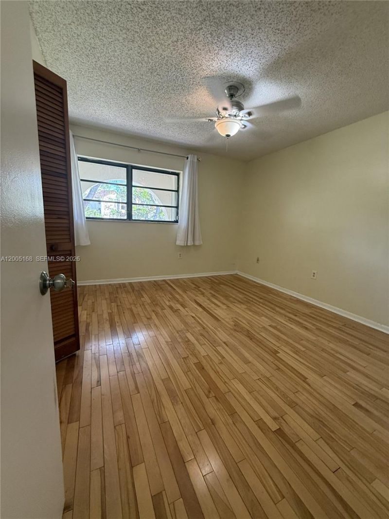12345 SW 94th Ter, Miami, FL 33186 Photo