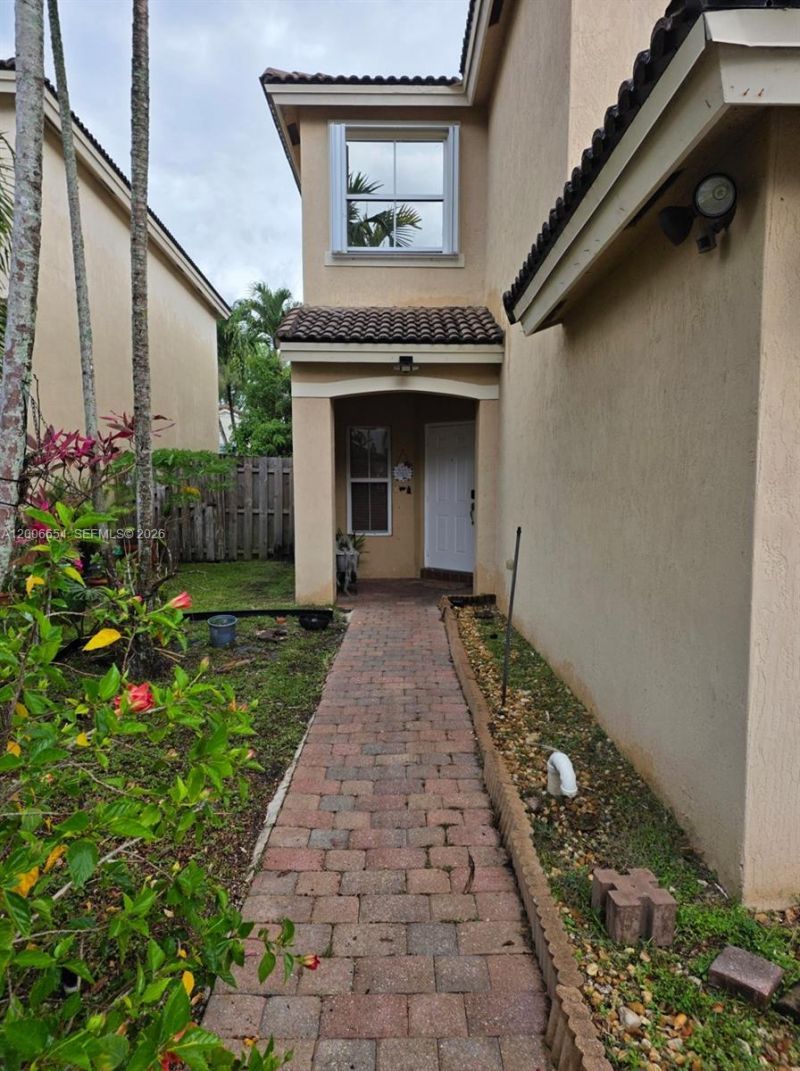 1889 SE 14th St , Homestead, FL 33035 Photo