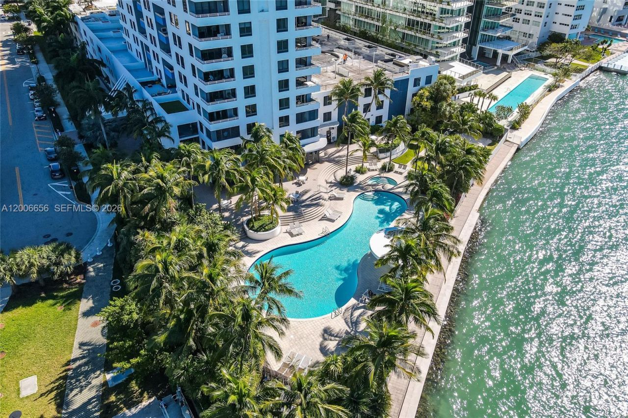 1330 West Av, Unit 710, Miami Beach, FL 33139 Photo
