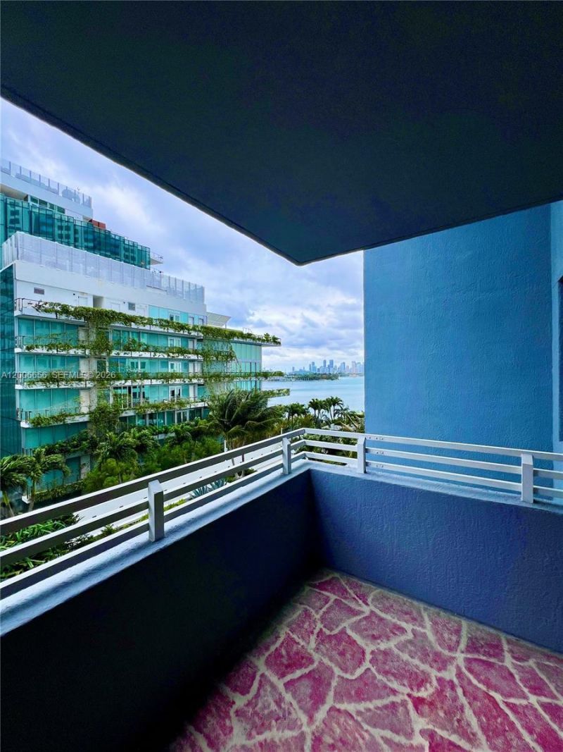 1330 West Av, Unit 710, Miami Beach, FL 33139 Photo