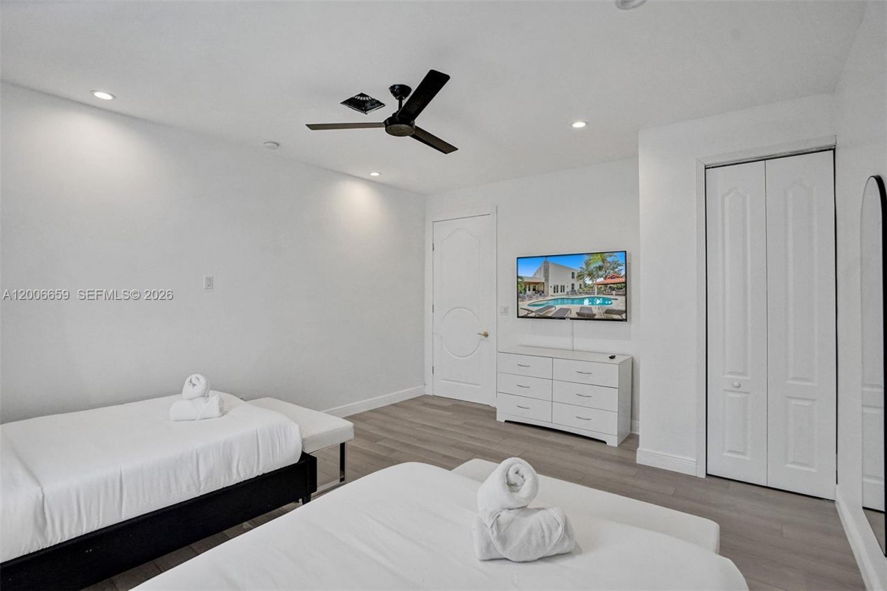 1430 NW 114th Ave, Plantation, FL 33323 Photo