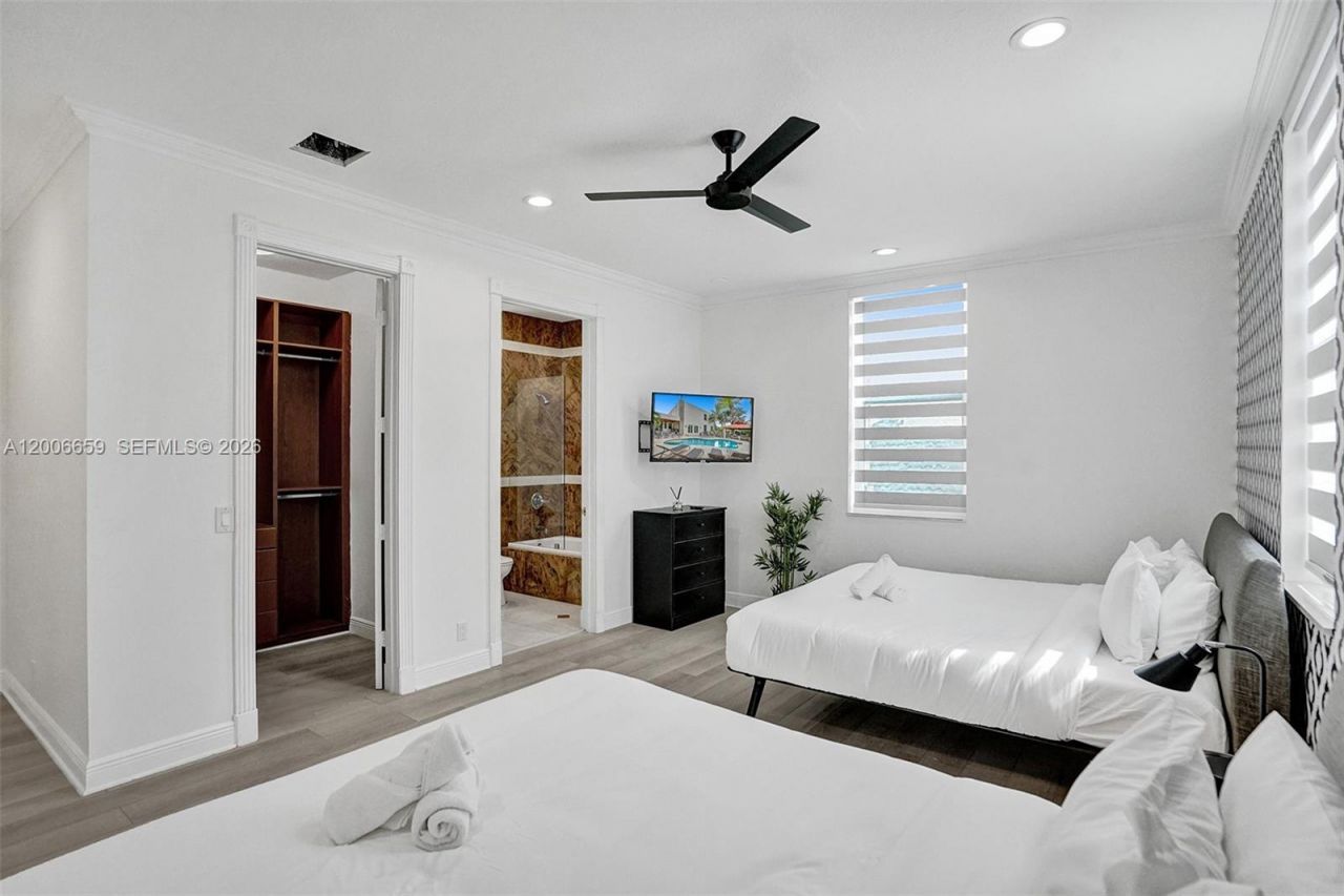 1430 NW 114th Ave, Plantation, FL 33323 Photo