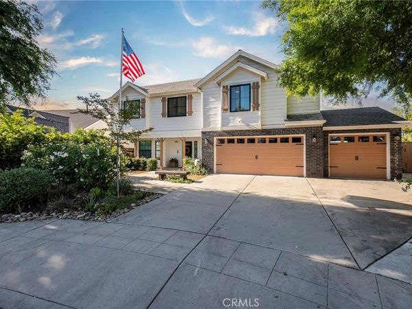 2064 Spruce, Clovis, CA 93611
