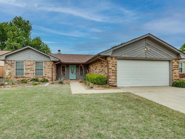 10541 Ricky Lane, Midwest City, OK 73130