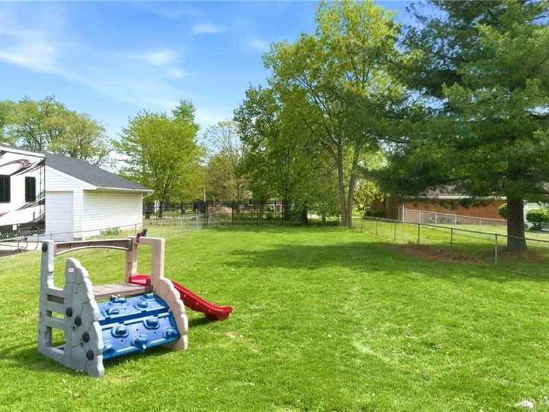 444 Scarborough Court, New Lebanon, OH 45345 Photo 29