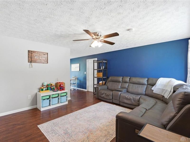 444 Scarborough Court, New Lebanon, OH 45345 Photo 5