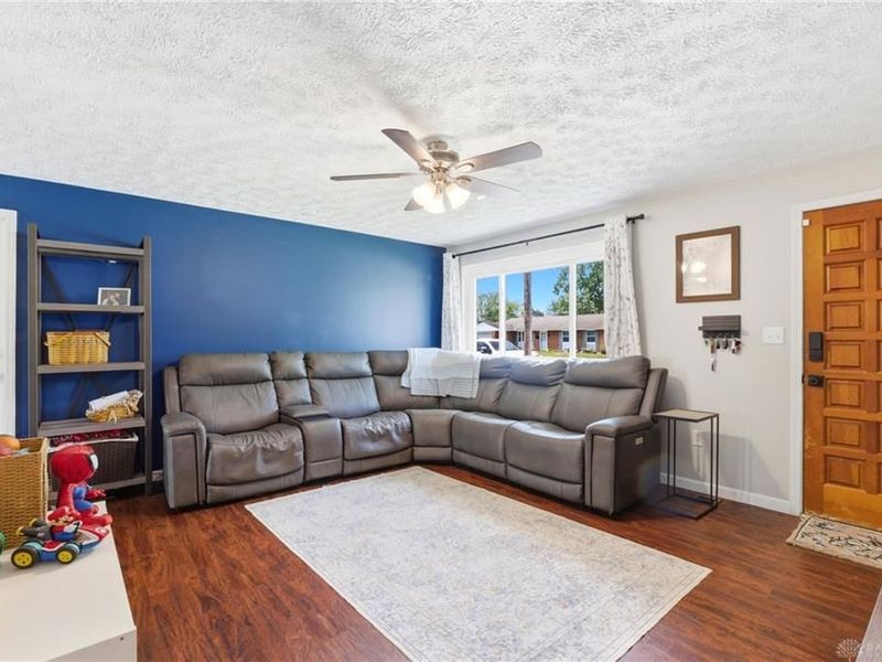 444 Scarborough Court, New Lebanon, OH 45345 Photo 6