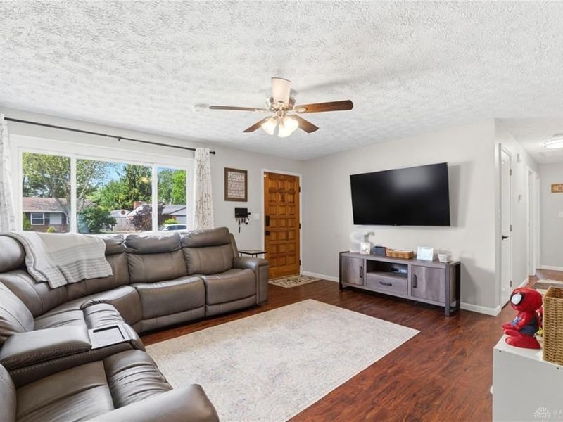 444 Scarborough Court, New Lebanon, OH 45345 Photo 7