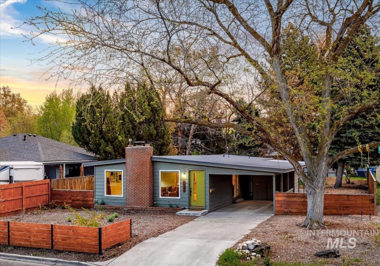 2500 N 32nd St, Boise, ID 83703 Main Photo