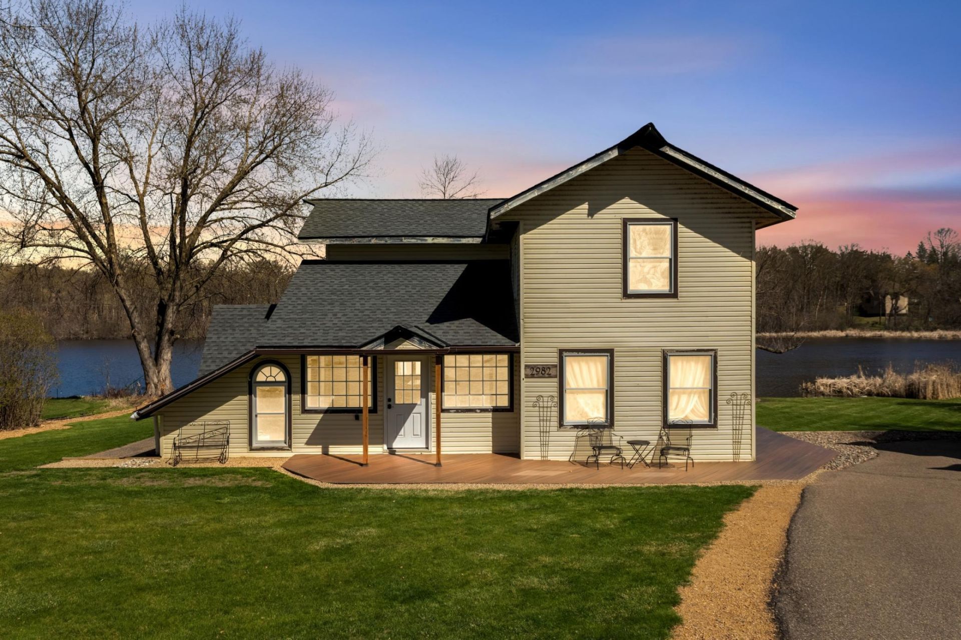 2982 Ardmore Avenue , Maple Plain, MN 55359